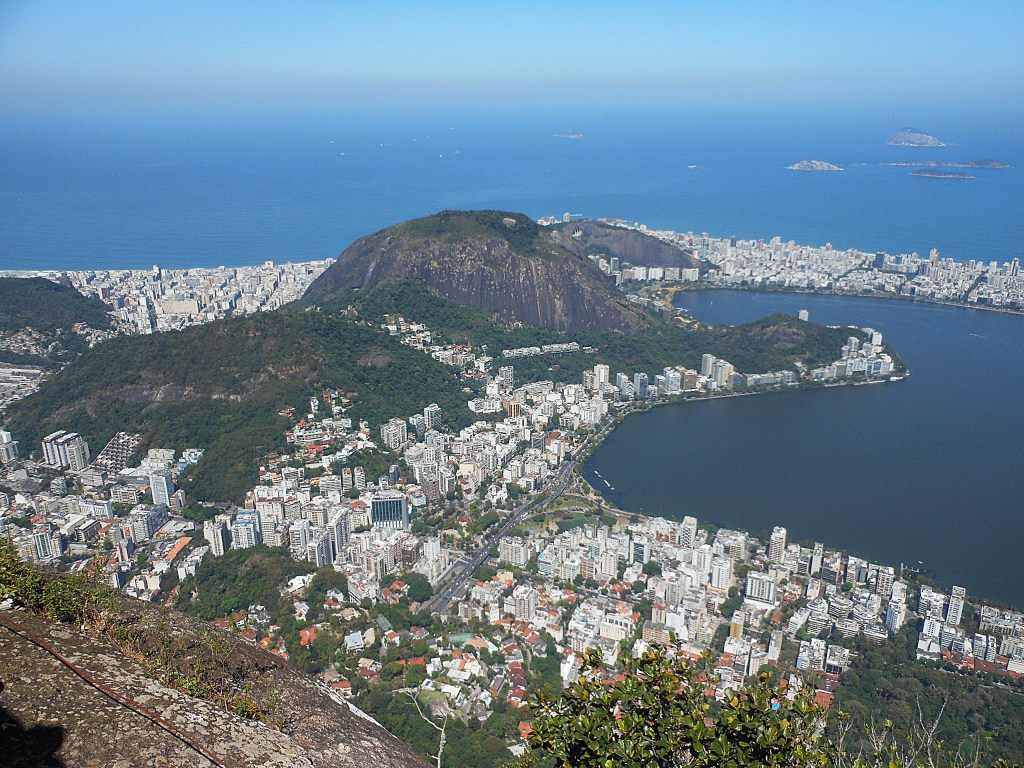 Aerial view of Rio de Janeiro with Sugarloaf Mountain and coastline - Rio de Janeiro stock photos