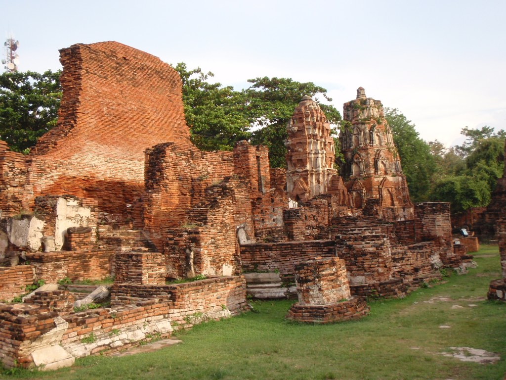 Ruins of Wat Mahathat in Ayutthaya, Thailand – Historic Buddhist temple with ancient architecture